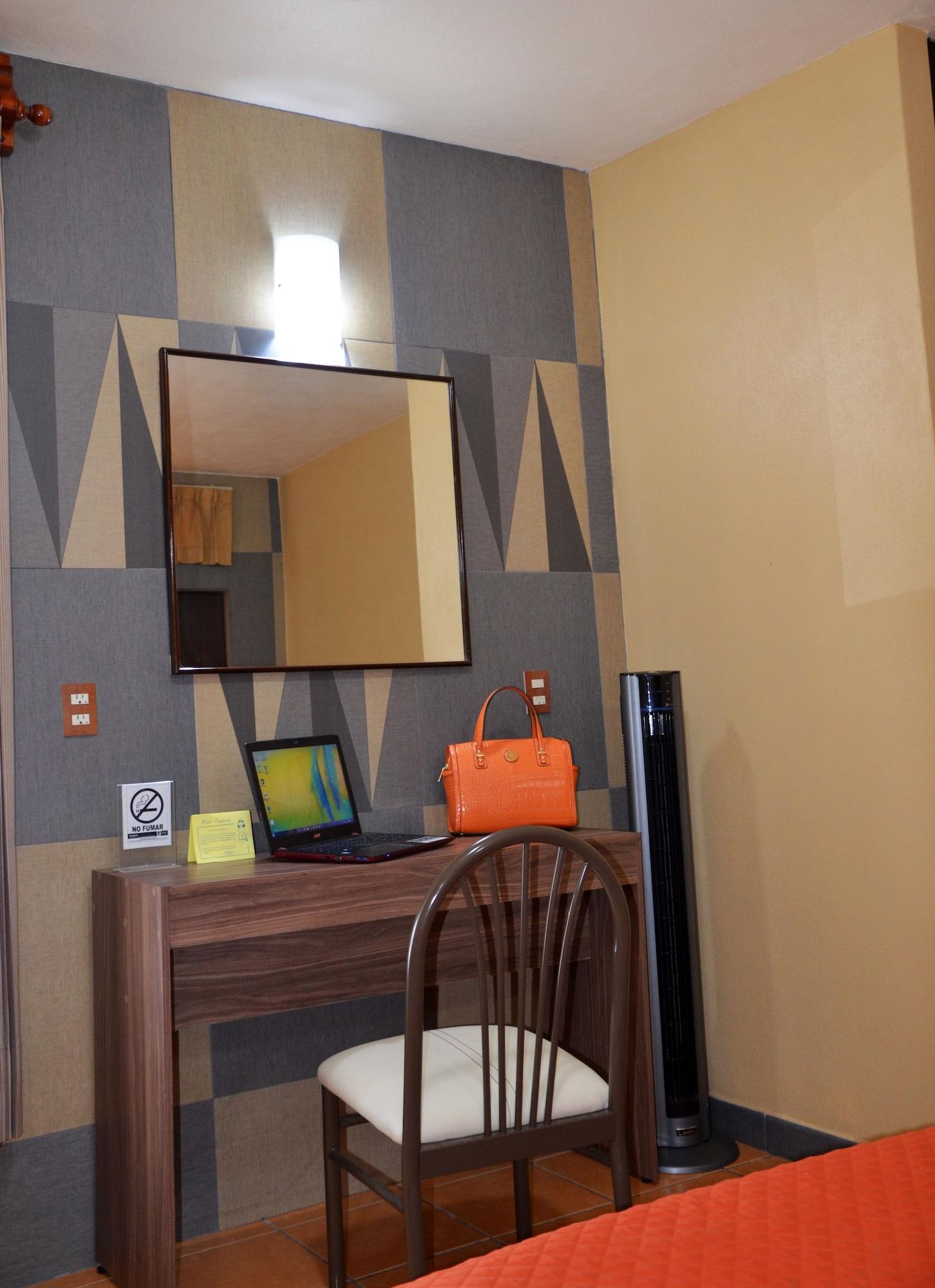 Hotel Estefania Morelia Exterior photo