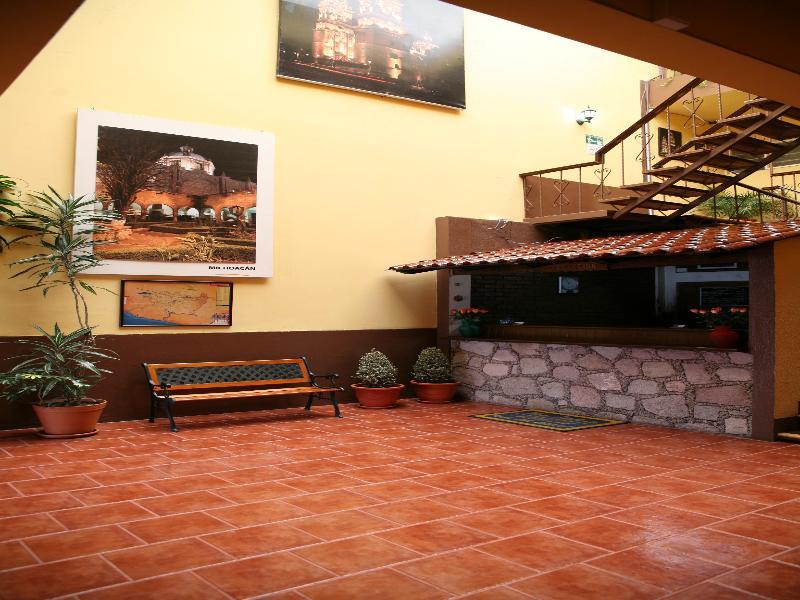 Hotel Estefania Morelia Exterior photo