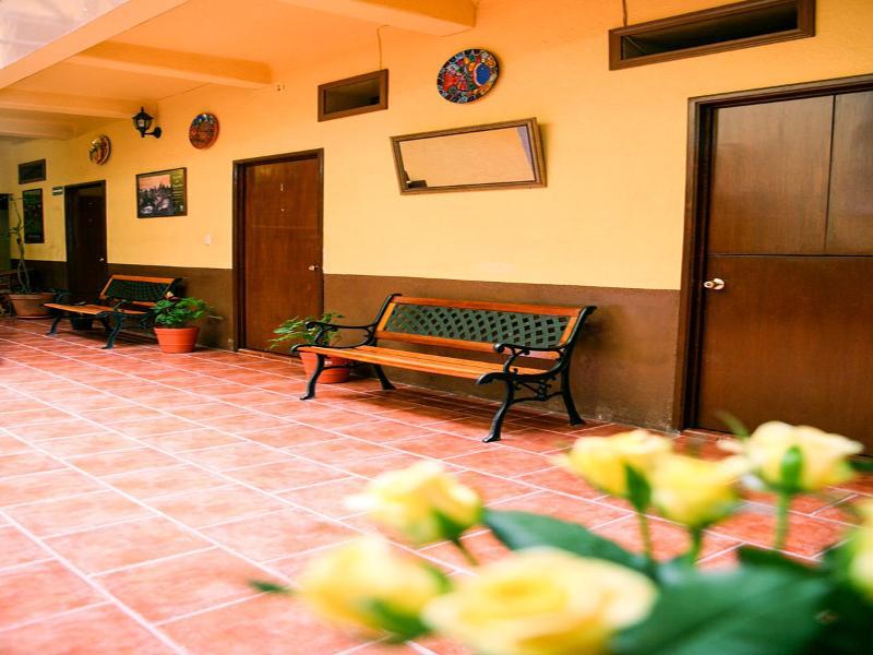 Hotel Estefania Morelia Exterior photo