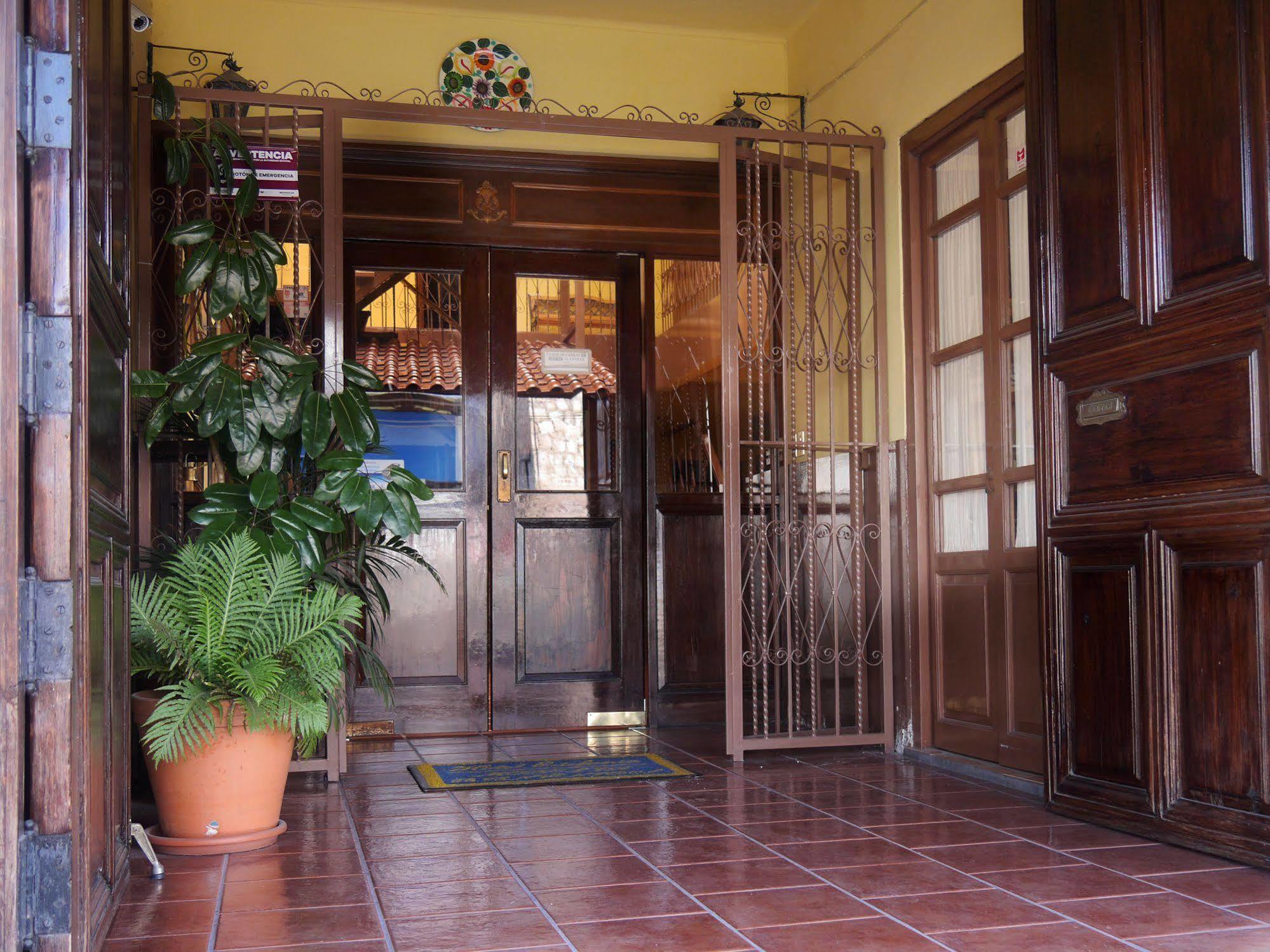 Hotel Estefania Morelia Exterior photo